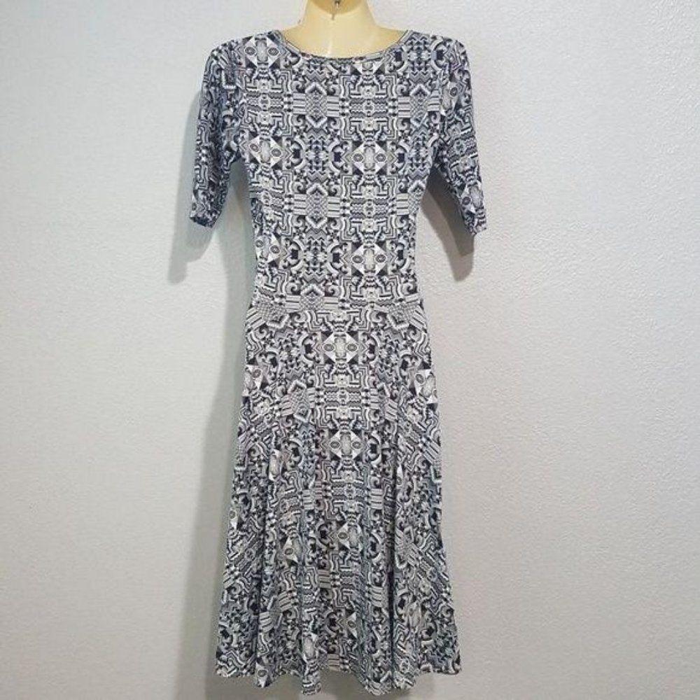 Lularoe Nicole Dress Gray Tones Geometric Size XS - Picture 6 of 8